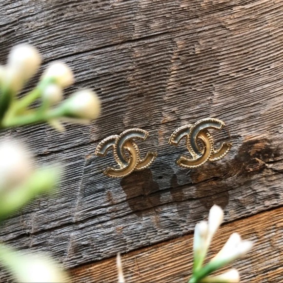 AUTH CHANEL CC Stud Earrings Teal Beige - Picture 9 of 9